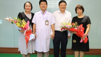 Thứ trưởng Bộ Y tế Nguyễn Viết Tiến thăm và làm việc tại Bệnh viện Đa khoa Quang Khởi