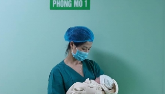 Mổ khẩn cấp một trường hợp bà bầu cạn nước ối