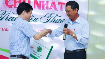 Chủ nhật yêu thương: Chương trình mời cơm thân mật và giao lưu văn nghệ với người bệnh đang điều trị tại Bệnh viện Quang Khởi
