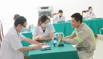 CÔNG TY TNHH CẢNG QUỐC TẾ NGHI SƠN PHỐI HỢP VỚI BV QUANG KHỞI KHÁM SỨC KHỎE ĐỊNH KỲ CHO NGƯỜI LAO ĐỘNG