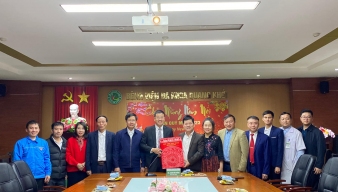 BỆNH VIỆN QUANG KHỞI ĐÓN ĐOÀN LÃNH ĐẠO THỊ XÃ HOÀNG MAI ĐẾN THĂM VÀ CHÚC TẾT ĐỘNG VIÊN NHÂN DỊP XUÂN QUÝ MÃO 2023
