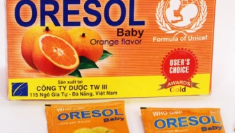 CHO TRẺ UỐNG ORESOL ĐÚNG CÁCH