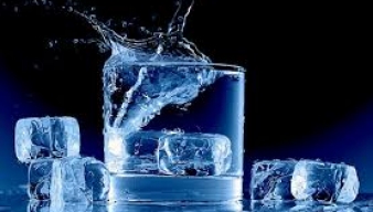 Lạm dụng nước đá và kem lạnh có thể gây suy yếu nội tạng 